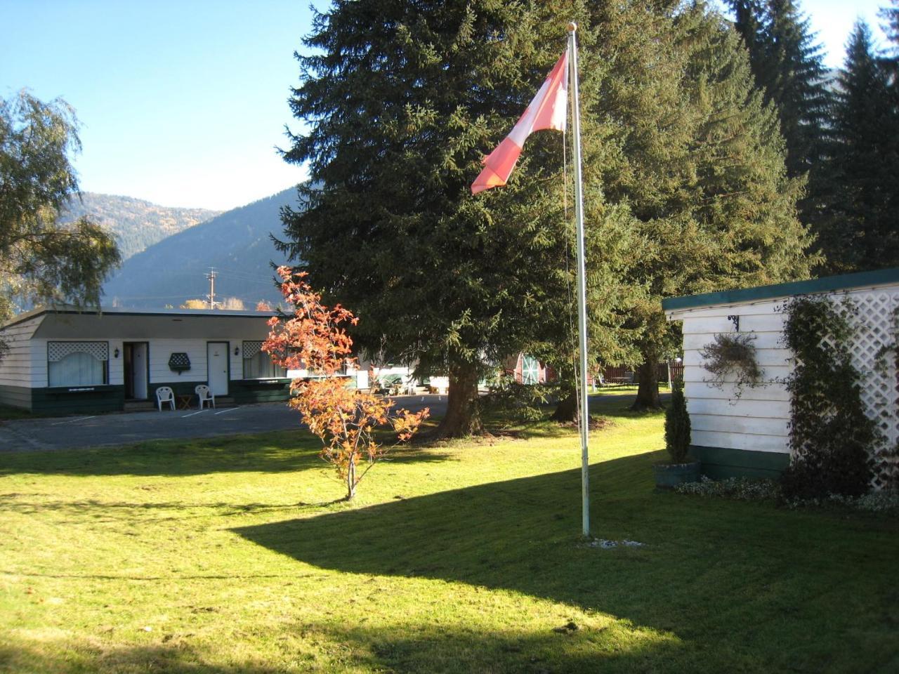 Reno Motel Salmo Zewnętrze zdjęcie